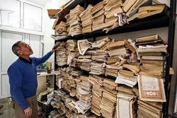 En Libye, les bénévoles restaurent les anciens Corans