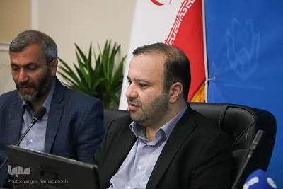 نشست ستاد انتخابات اصفهان پیش از آغاز رأی‌گیری