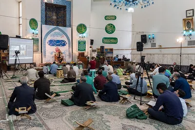 محفل انس با قرآن کریم در مسجد حضرت رسول اکرم (ص)‎‎