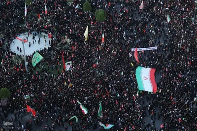 تشییع پیکر مطهر رهبر شهید در مشهد مقدس

