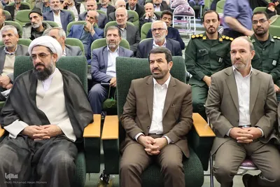 آئین رونمایی کتاب « از ارتفاعات سخت تا نخل‌های بی‌سر»‎