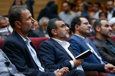 کرسی تلاوت و تدبر در قرآن
