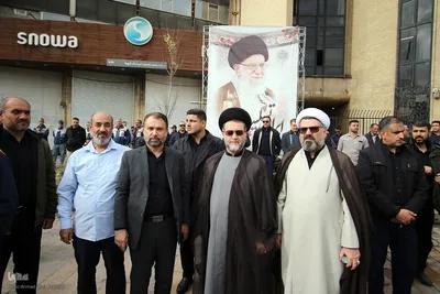 تشییع پیکر مطهر ۱۲ شهید جنگ رمضان در شیراز