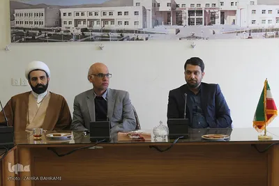 رونمایی از یکصدوچهل‌ویکمین کتاب انتشارات جهاددانشگاهی استان مرکزی