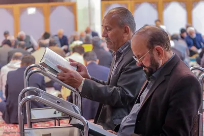 جزءخوانی قرآن کریم در حرم شاهچراغ (ع)