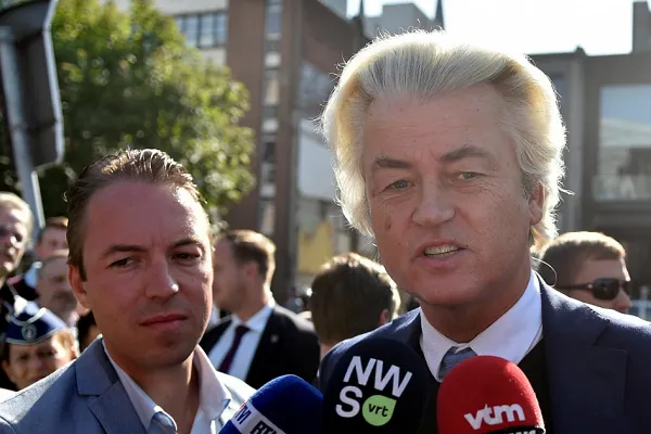 Wilders İslam karşıtı karikatür yarışmasından vazgeçti