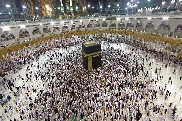 عربستان صدور روادید عمره را از سر گرفت