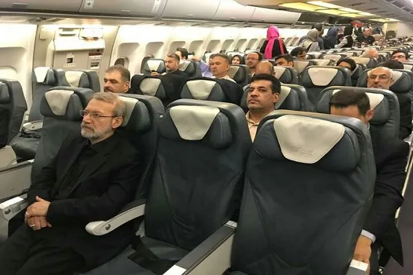 سفر لاریجانی با پرواز غیراختصاصی و عادی
