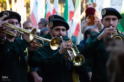 آیین ملی میهمانی لاله‌ها در گلستان شهدای اصفهان