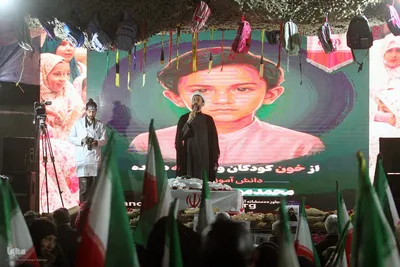 تجمع دانشگاهیان در چهلمین روز شهادت رهبر فرزانه