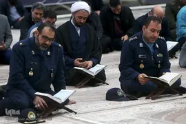 مراسم تجدید میثاق جامعه قرآنی کشور با آرمان‌های معمار کبیر انقلاب اسلامی، امام خمینی(ره) در حرم مطهر امام راحل