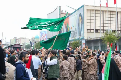 راهپیمایی مردم ایران به شکرانه حماسه‌ مقاومت
