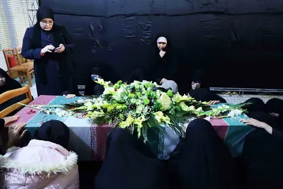 تشییع پیکرهای مطهر شهدای گمنام در میان دانشگاهیان تبریز