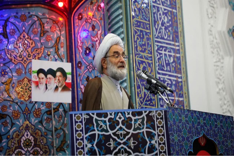 اربعین نماد ایستادگی در برابر ظلم و ظالم است اربعین نماد ایستادگی در برابر ظلم و ظالم است