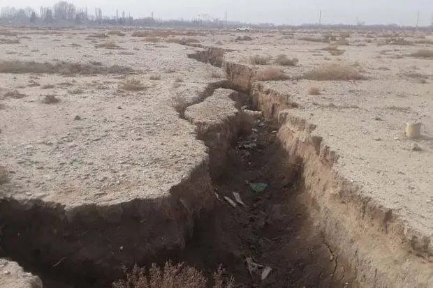 بررسی احتمال فرونشست زمین در فرودگاه امام