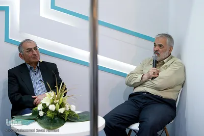 مناظره صادق زیباکلام و محمدحسن قدیری ابیانه با موضوع تعهد و تخصص مسولان و نقد مسولانه