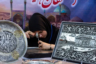 آیین افتتاح رویداد فرهنگی اصفهان، روایت عشق و هنر