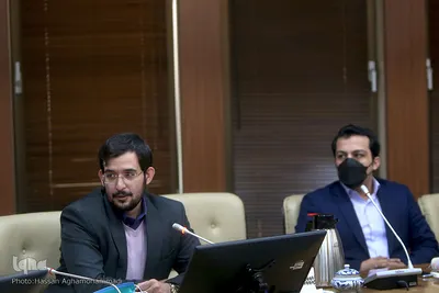 مراسم تجلیل از آیت الله محقق داماد