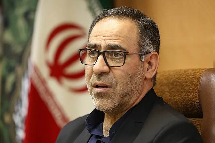 فرهنگ ایثار و شهادت دوران دفاع مقدس را با مصادیق روز پیوند بزنیم
