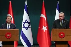 Des groupes palestiniens condamnent la visite du président israélien en Turquie