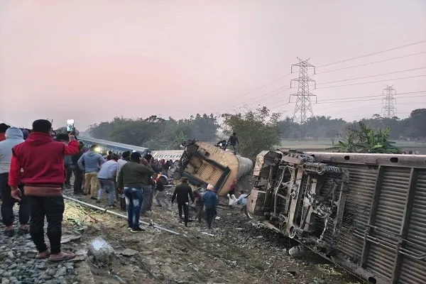 Mosque Loudspeaker Reunites Victim of Bengal Train Derailment with Family in Assam