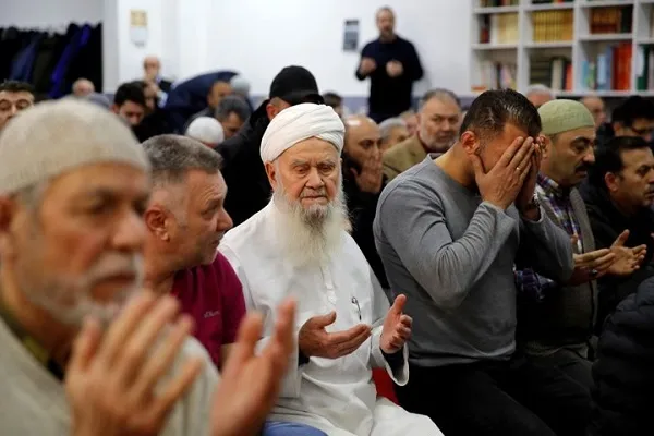 كنيسة بألمانيا تسمح للمسلمين بصلاة الجمعة فيها