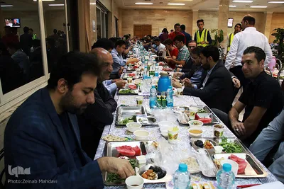 محفل انس با قرآن دانشجویان غیر ایرانی دانشگاه آزاد اسلامی
