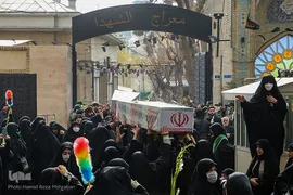 تشییع آلاله‌های گمنام در معراج الشهدای تهران
