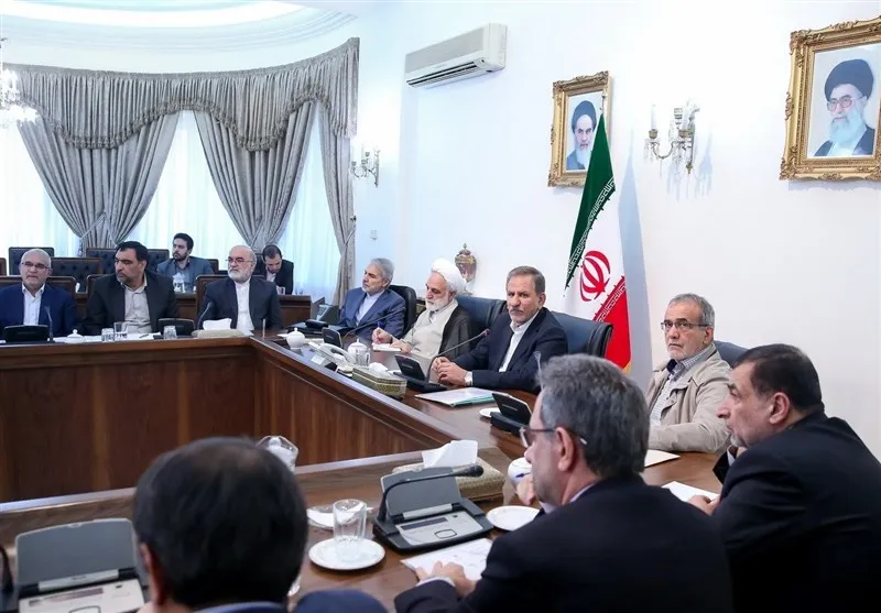 جهانگیری: بانک‌ها با جدیت وصول مطالبات را پیگیری کنند