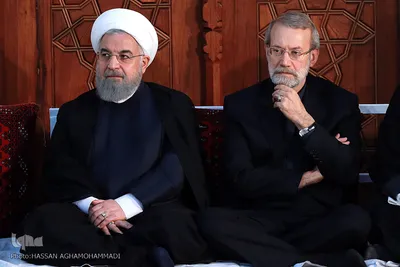 حسن روحانی، رییس جمهور و علی لاریجانی، رییس مجلس در مراسم بیست و نهمین سالگرد ارتحال امام خمینی (ره)