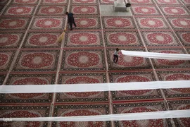 سفره افطاری حرم حضرت معصومه در شب میلاد امام حسن مجتبی(ع)