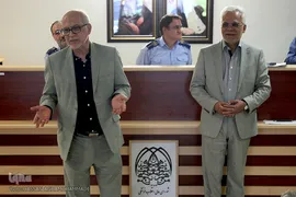 تجمع اعتراضی جمعی از فعالان تشکل‌های قرآنی در دبیرخانه شورای عالی انقلاب فرهنگی