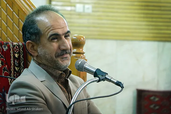 فرازی از تلاوت «اسماعیل عاکفی» از سوره نور + فیلم