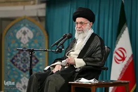 رهبر انقلاب اسلامی در دیدار دست‌اندرکاران برگزاری کنگره شهدای قم