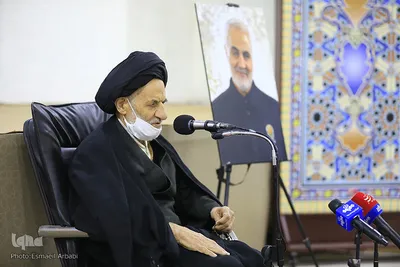 دیدار معاون حقوقی و امور مجلس قوه قضائیه با حجت‌الاسلام عبادی