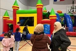 Muslimische Jugend in Kanada feiert Eid-Al-Fitr mit Belohnung