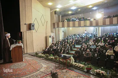 آئین رونمایی از کتاب "استهبان در دفاع مقدس" در استهبان