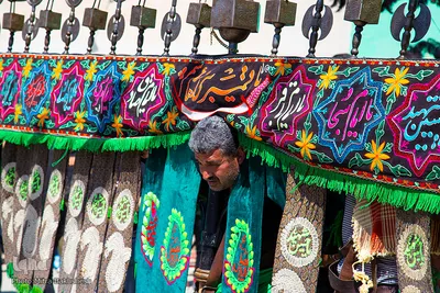 عزاداری ظهر عاشورا در حسینیه سیاهبند