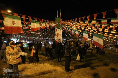 نورافشانی به مناسبت چهل و سومین سالگرد پیروزی انقلاب اسلامی