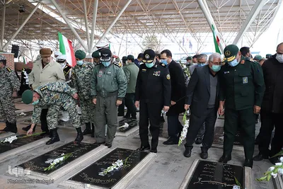 عطرافشانی گلزار شهدای وادی رحمت تبریز‎‎