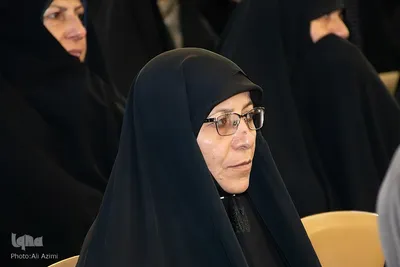 دهمین یادواره دختر نخبه قرآنی در همایش بزرگ حافظان نور