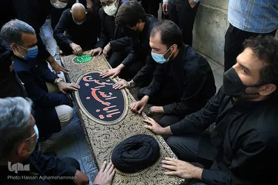 مراسم تشییع پیکر مرحوم حجت الاسلام والمسلمین علی اکبر محتشمی پور در جماران