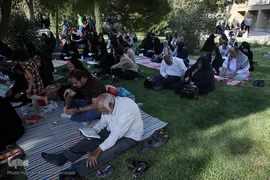 دعای عرفه در بهشت زهرا (س) تهران