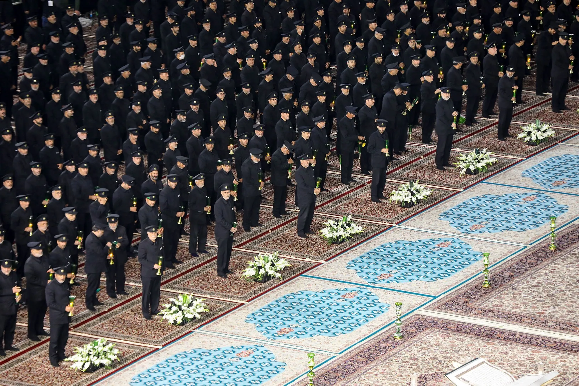 Cerimônias religiosas históricas no Santuário Imam Reza reconhecidas como patrimônio nacional