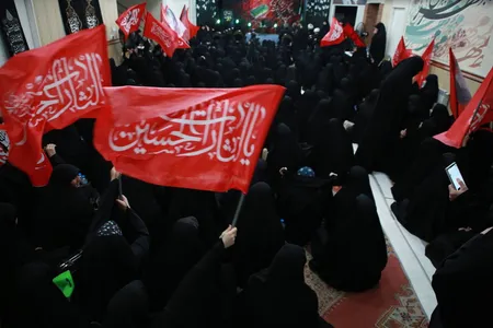 مراسم بزرگداشت رهبر شهید و خانواده ایشان