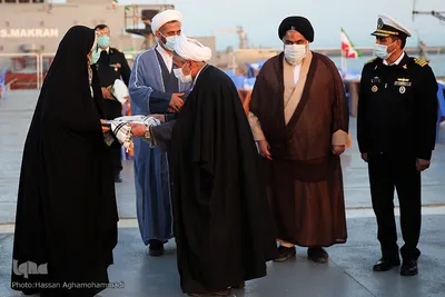 دومین محفل کاروان قرآنی انقلاب بر روی عرشه ناو بندر جمهوری اسلامی