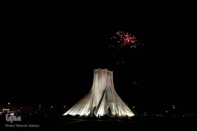 نورافشانی در میدان آزادی تهران در شب عید بزرگ غدیر
