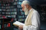 زبان فارسی؛ حلقه پیوند ایرانیت و اسلامیت در اندیشه رهبر شهید + صوت