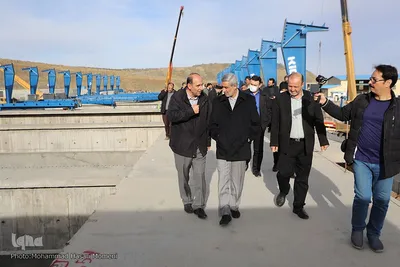 بازدید استاندار از تصفیه خانه پروژه آبرسانی به همدان