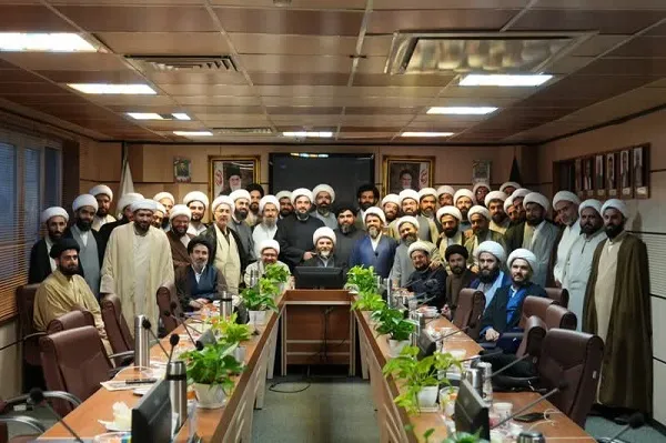 تولید کنندگان محتوای تبلیغی و کنشگران فرهنگی پای کار زندگی با آیه‌ها